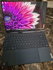 Lenovo Yoga 9i 2-in-1 14-inch 2.8K OLED