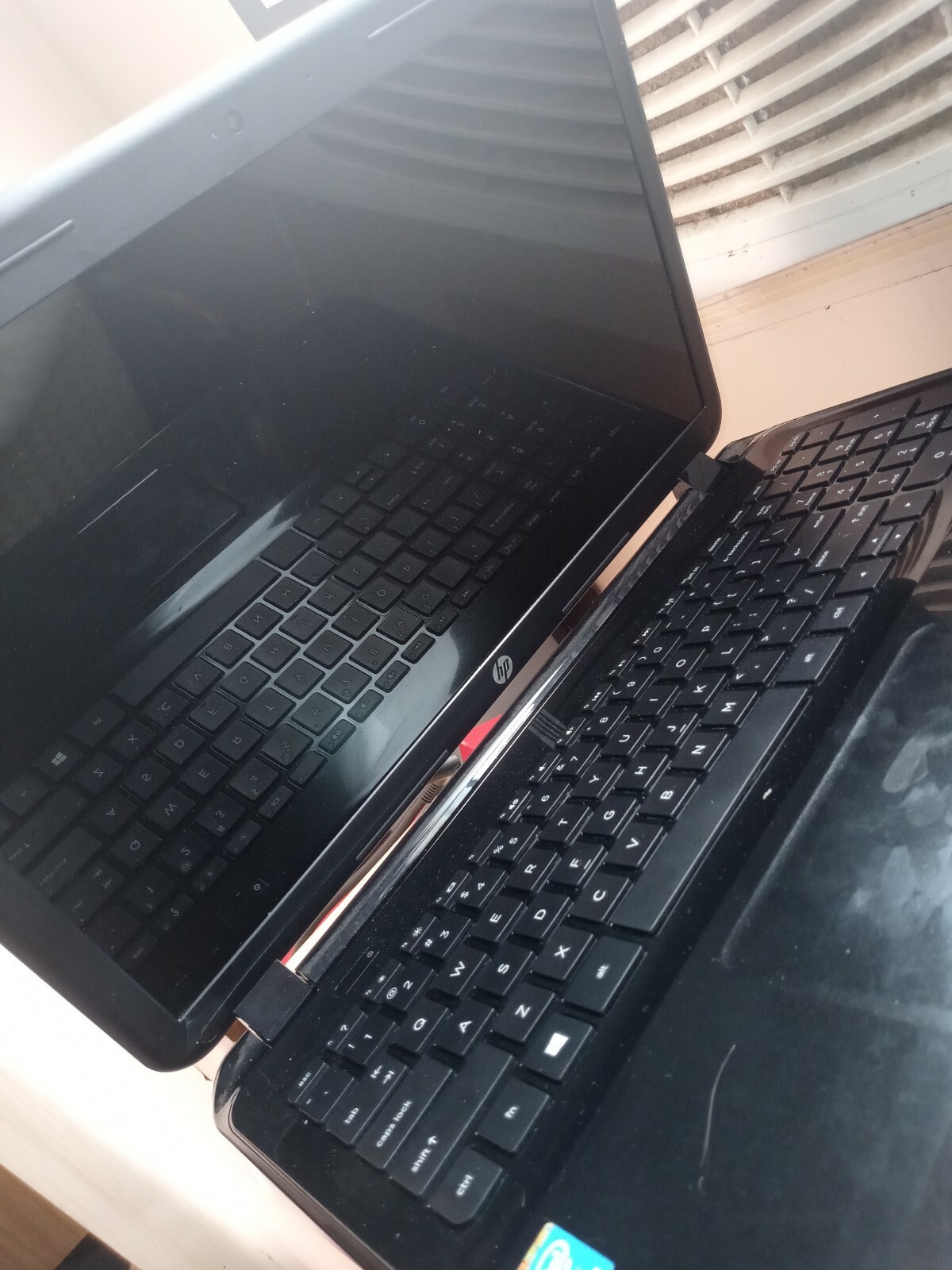 HP Pavilion 15-d035dx 15.6in. (750GB, Intel Pentium, 2.17GHz, 4GB) Notebook/Lap… gallery