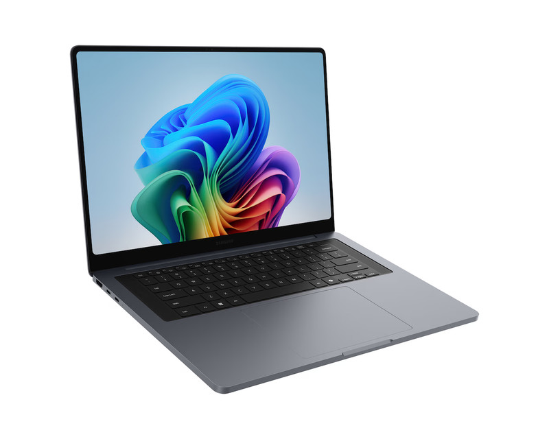 Samsung Galaxy Book6 Ultra 16" NP960UJG-kG2 3K Touch X7-358H 32GB/1TB By FedEx gallery