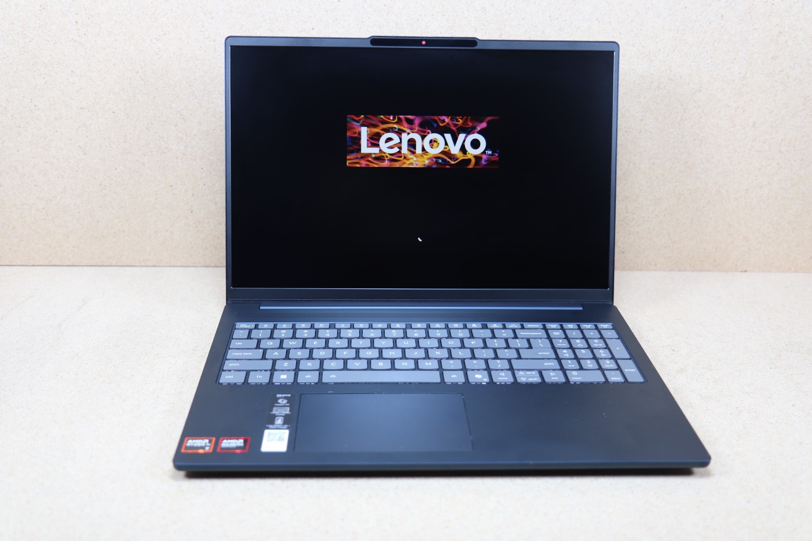 16" Lenovo IdeaPad Slim 5 - 16AKP10 / Ryzen AI 7-350 / 16GB / 1TB / 860M (256) gallery