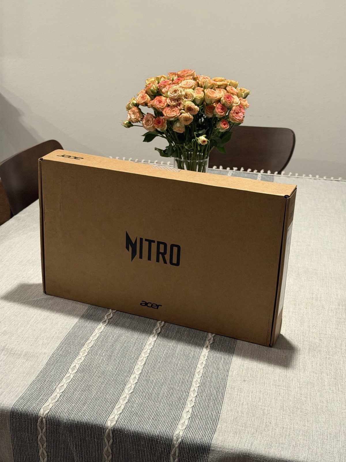 Acer Nitro V 17 AI 17.3” 180Hz Gaming Laptop Ryzen 7 260 RTX 5060 16GB 1TB gallery