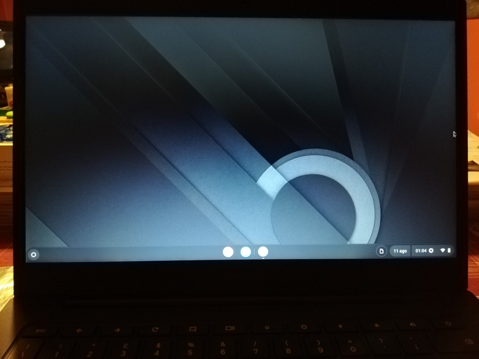 SAMSUNG Chromebook Go 14" - 64GB eMMC, Intel Celeron N, 2.80GHz, 4GB - Used gallery