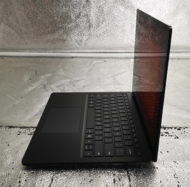 Microsoft Surface Laptop 3 13.5" 256GB 8G Intel Core i5-1035G7 - 1.20 GHz *READ* gallery