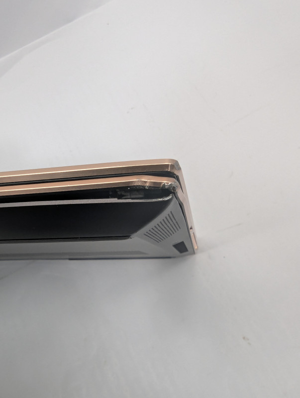 HP Spectre x360 2-in-1 15.6" 4K UHD Touch i7-10510U 16GB 512GB SSD NVIDIA MX250 gallery