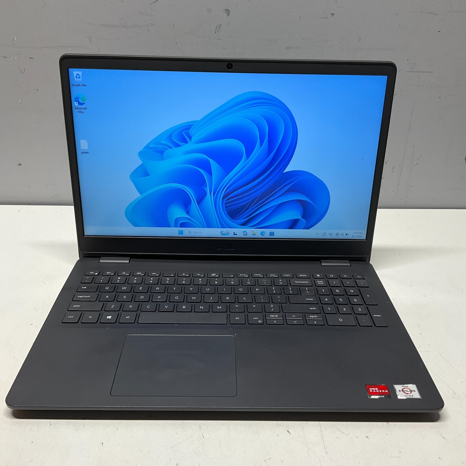 Dell Inspiron 3505 Laptop AMD Athlon Silver 3050U Radeon GPU 8GB RAM 128GB SSD gallery