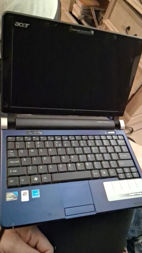 Acer Aspire One Series model ZG5 mini laptop