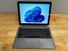 Dell Latitude 7210 2in1 12.3″ TOUCHSCREEN TABLET Intel Core i7, 1TB SSD, W11