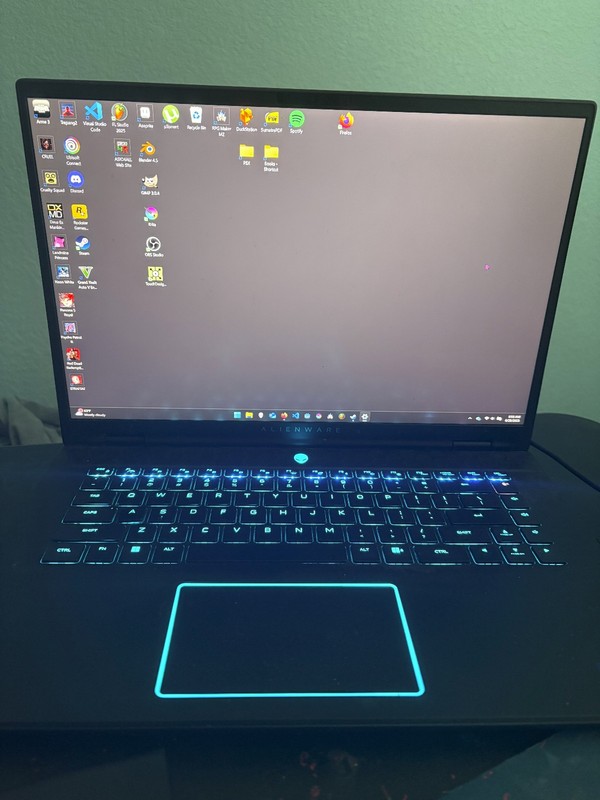 Alienware M16 R2 16" QHD 240Hz Laptop Ultra 7 155H 16GB RAM 1TB SSD RTX 4070 gallery