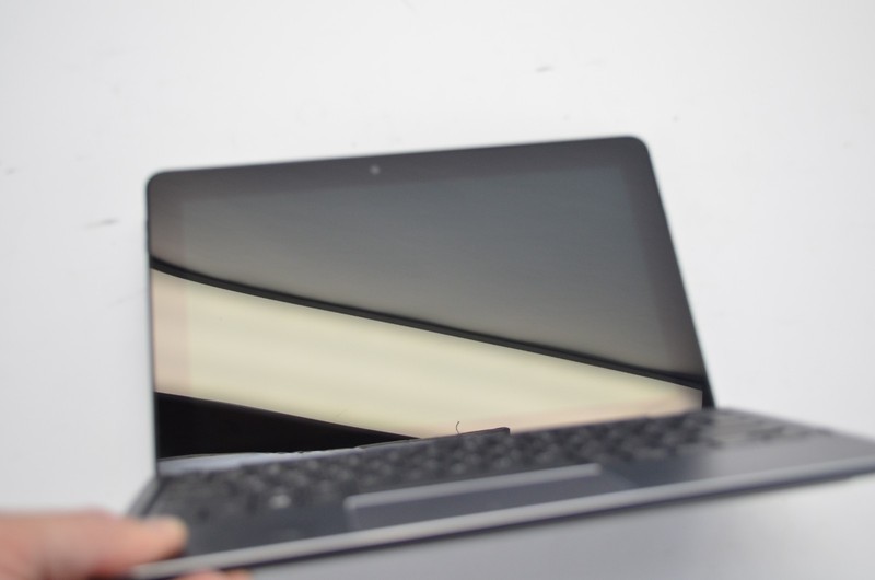 Dell Latitude 5175 2-in-1 PC Tablet Intel Core m5 vPro Won't Power On gallery