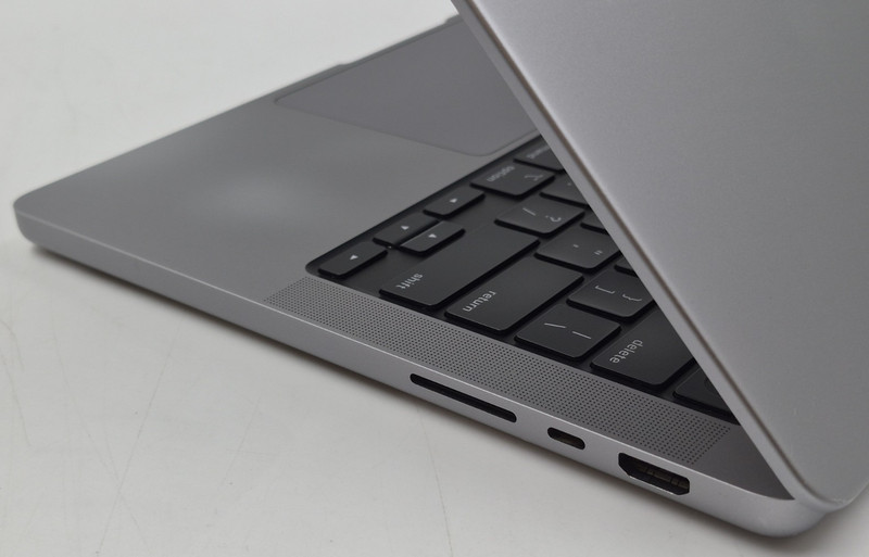 Apple MacBook Pro 2021 - A2442 - M1 Pro Chip 8c 16GB RAM 500GB NVMe macOS Tahoe gallery
