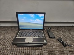 Dell Latitude D630 Laptop Intel Core 2 Duo 1 GB RAM 60 GB HDD Windows XP Pro SP3
