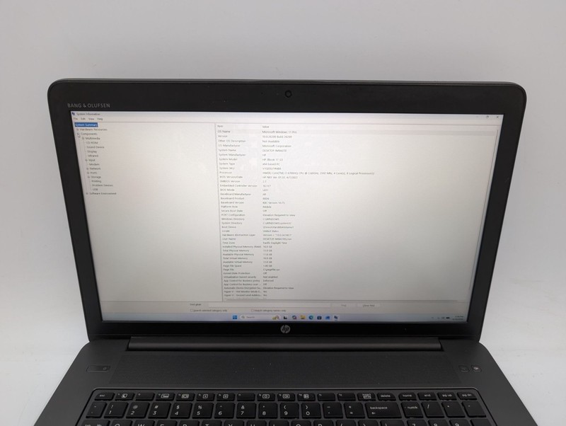 HP ZBook 17 G3 17.3" Intel Core i7-6700HQ 2.60 GHz 16GB RAM 512GB SSD Win 11 Pro gallery