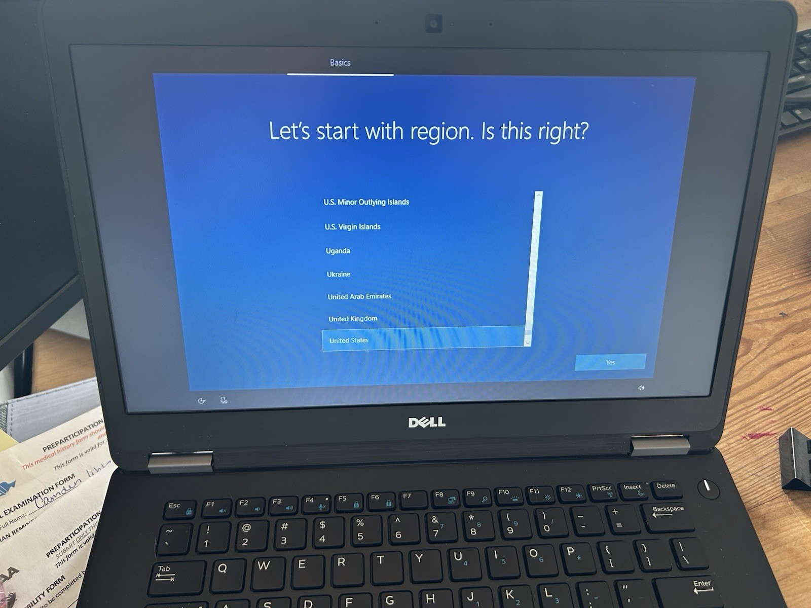 Dell E7470 14 in (512GB SSD, Intel Core I7-6600U, 2.60 GHz, 16 GB) Laptop gallery
