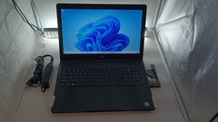 1005 Inspiron5570 w/charger.i3-8130U.8GB.256GB SSD.15.6″FHD.Optical.Read1!
