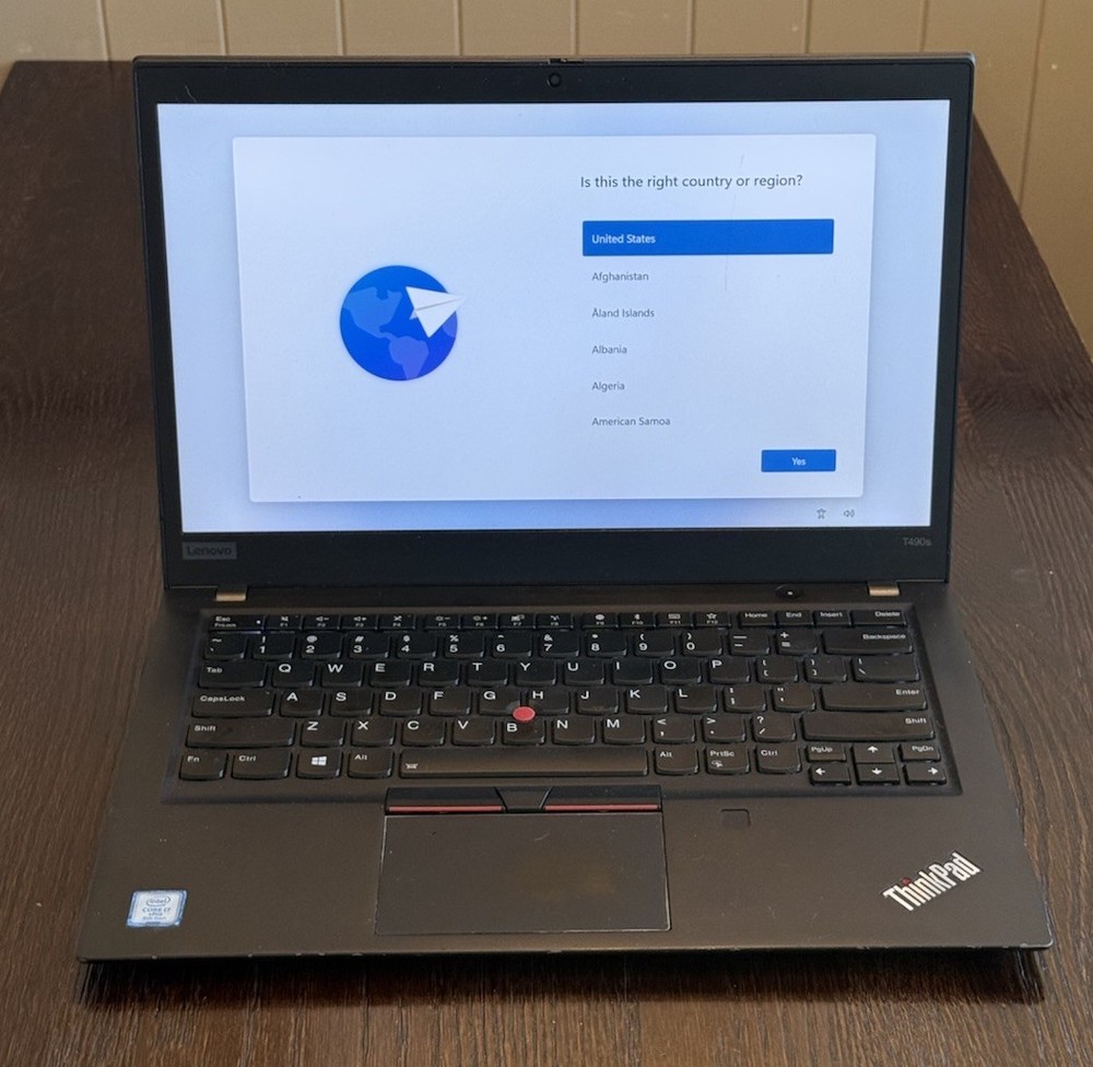 Lenovo ThinkPad T490s 14" Laptop i7-8665U 8GB RAM 256GB SSD Windows 11 Pro