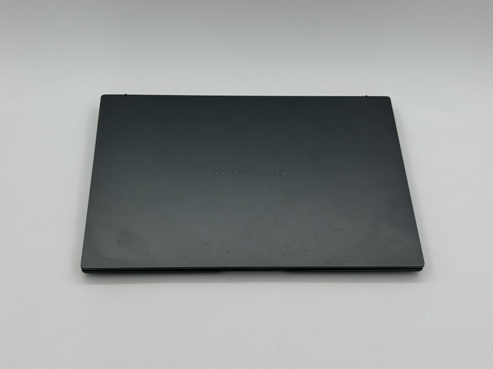 ASUS Zenbook 14" OLED Touch WUXGA Laptop Intel Core Ultra 9 285H 32GB 1TB