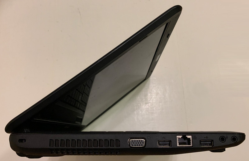 Toshiba Satellite C655 15.6" WIN 11 ACTIVATED i5-2520M 2.5/3.2 GHZ 8GB 500GB HD gallery