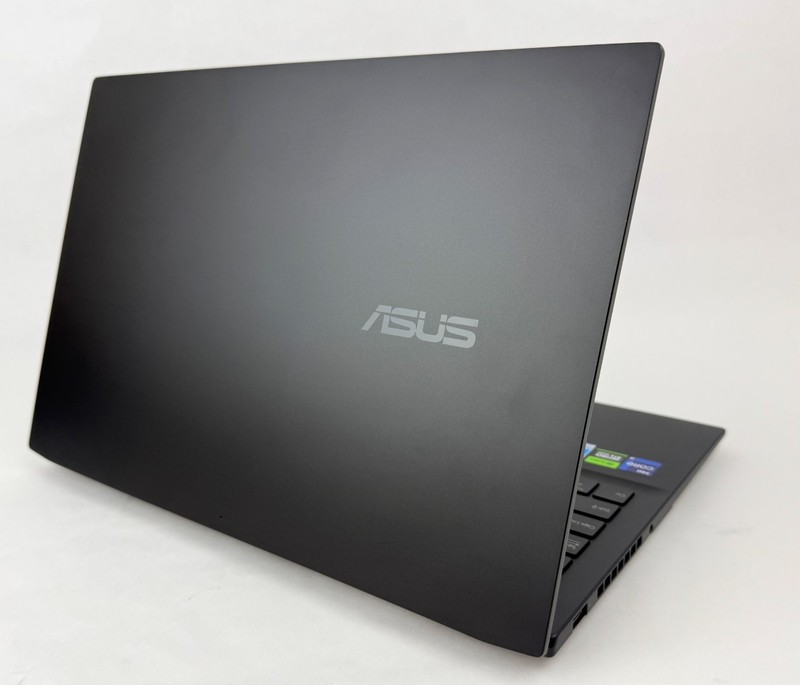 ASUS Vivobook Q540VJ-I93050 15.6" 2880x1620 i9-13900H 16GB 1TB SSD RTX 3050 W11H gallery