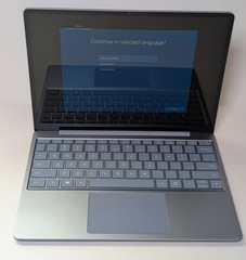 Microsoft Surface Laptop Go 12.4″ i5-1035G1 8GB 128GB SSD Win10 Home. ~566~