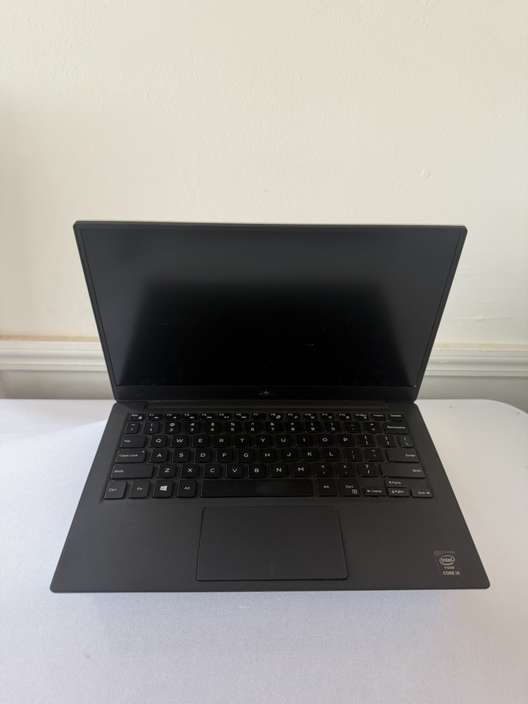 Dell XPS 13-9343 Laptop - Good Screen - Intel i5-5200U - RAM 8 GB - Read Des