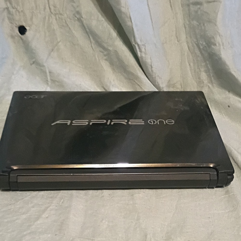 Acer Aspire One D255E Netbook Intel Atom Windows 7 Starter 10.1" Black Webcam