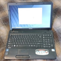 Toshiba Satellite C655-S5082 Intel Celeron 900 4GB RAM 320GB HDD. ur pick Linux!