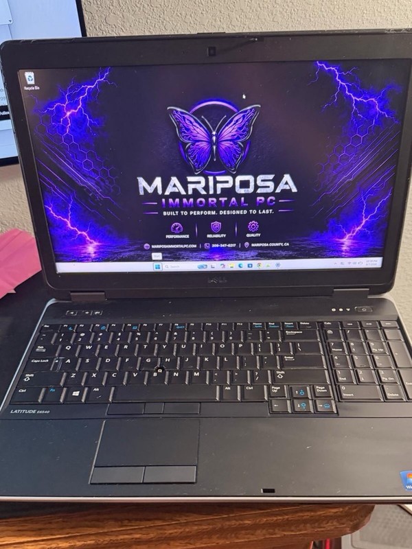 Dell Latitude E6540 15.6in i7-4800MQ 2.7GHz 16GB 250GB SSD 8790M W10 Pro gallery