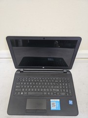 HP 15-f209wm Laptop – Intel Celeron N2840 – 4GB RAM – 500GB – BAD BATT – Win 10