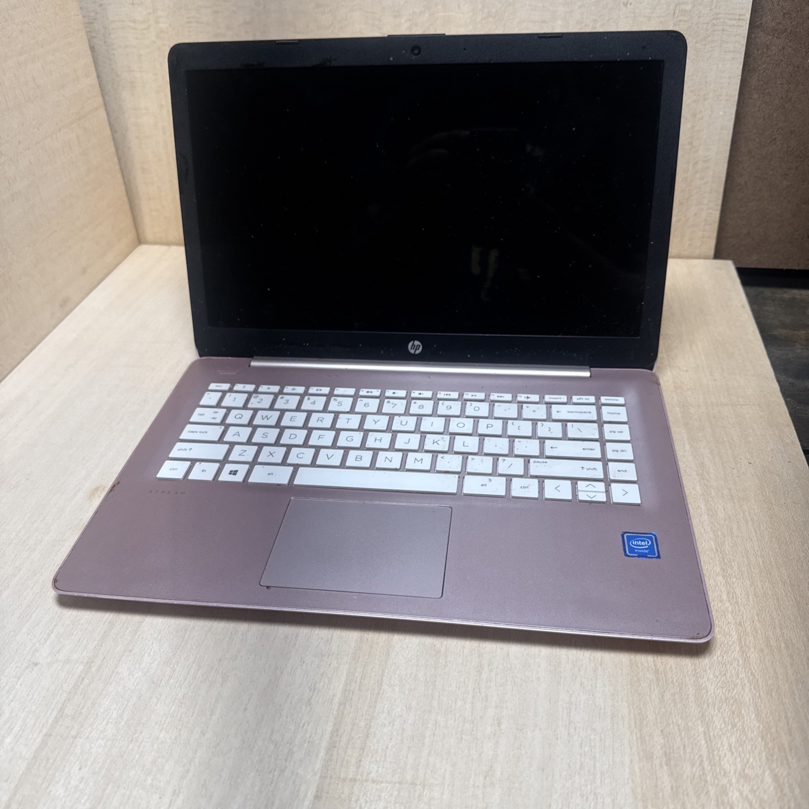 UNTESTED HP Stream 14-cb172wm Intel Celeron N4020 1.1 GHz 8GBRAM 64GB SOLD AS IS gallery