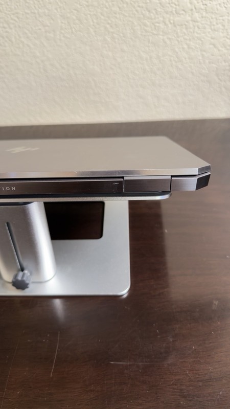 HP ZBook Studio G5 Intel i7-8750H 16GB RAM|256GB SSD| Quadro P1000 (Prototype) gallery
