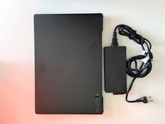 ASUS ROG Zephyrus M16 16″ (1TB SSD Intel Core i9-12900H 16GB RAM) RTX 3070 Ti