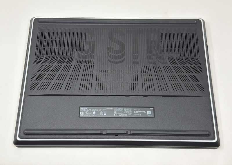 Asus ROG Strix G18 G815LM Core Ultra 9 2.7GHz 32GB RAM 1TB SSD 8GB GPU Excellent gallery
