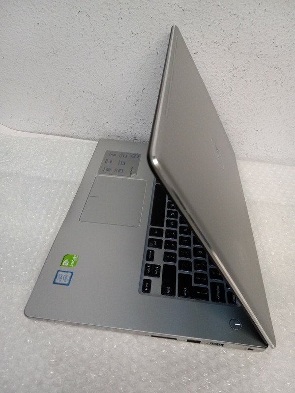 Dell Inspiron 15 7000 Intel Core i5-8265U 1.6GHz 8GB 1TB HD/SSD W11 NVIDIA MX250 gallery