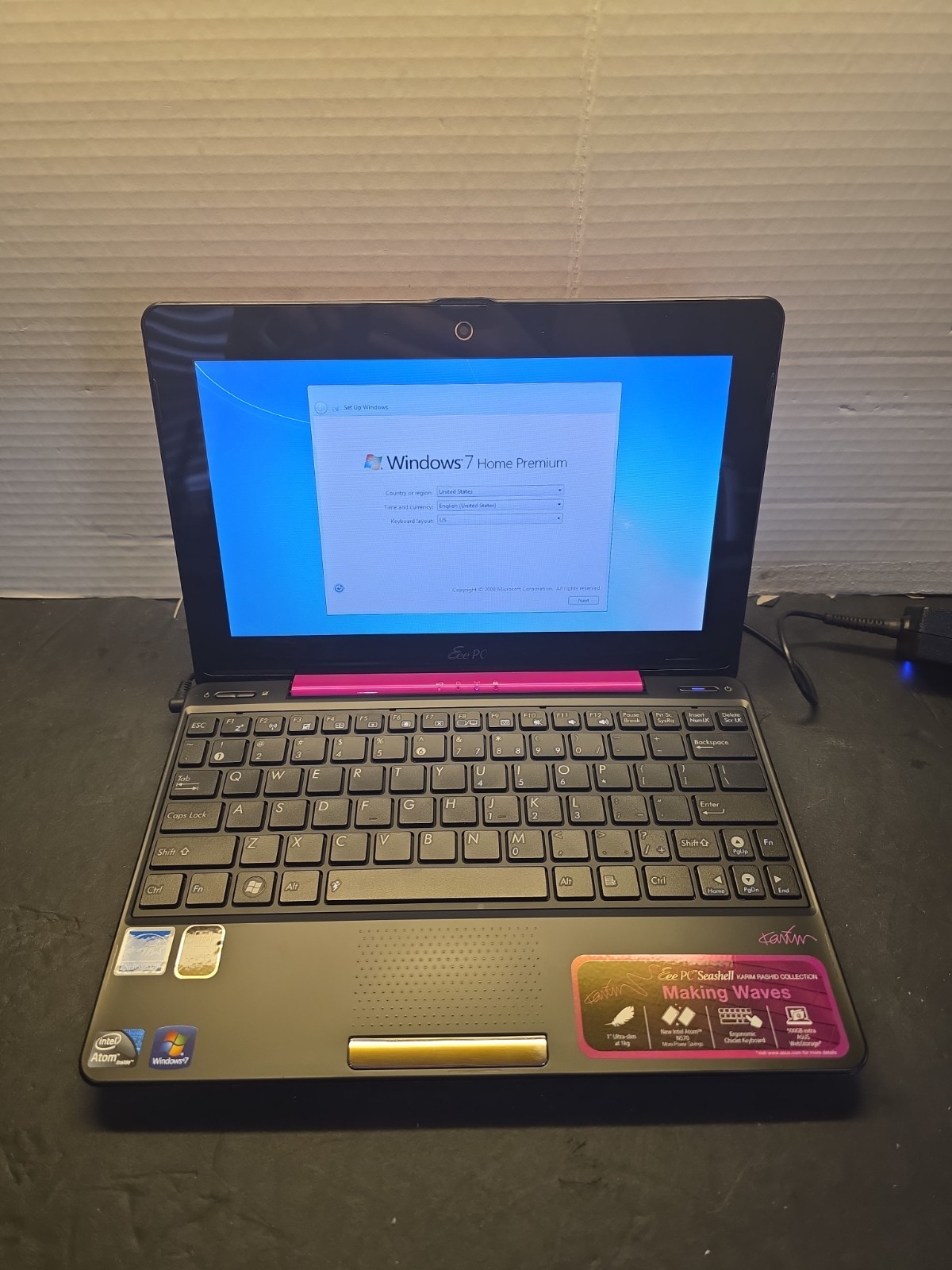 ASUS Eee PC 1008P 10.1" Seashell Karim Rashid Collection Netbook COMPUTER PINK gallery