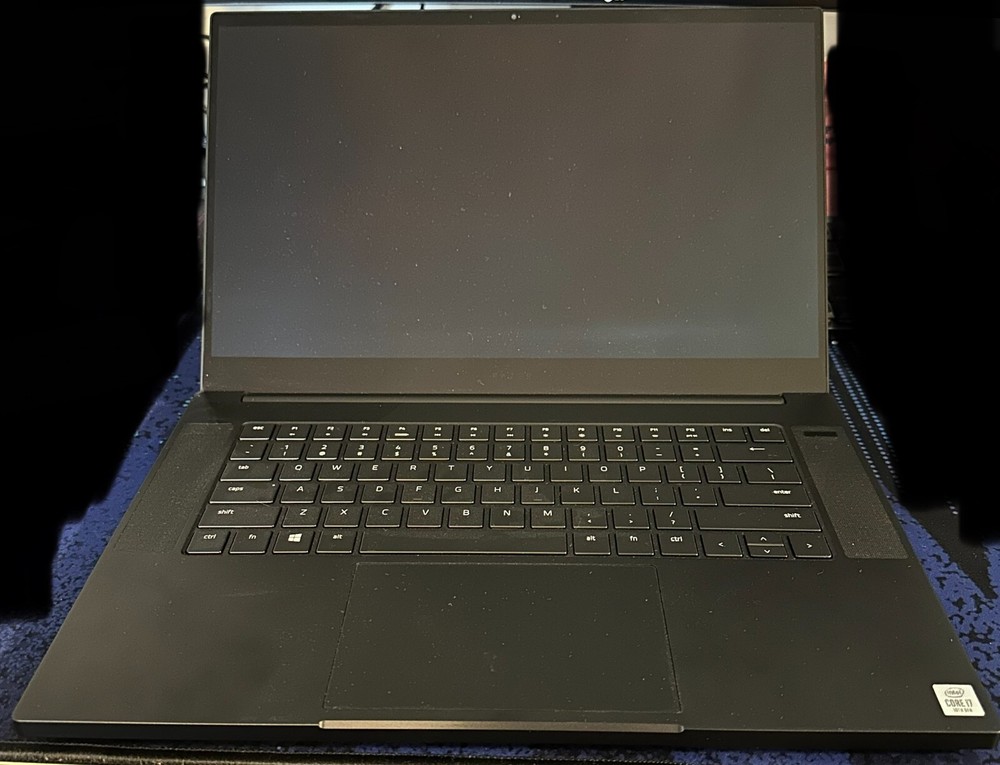 Razer Blade 15 2020: i7-10750H 6-Core, 2070 GPU, 512 GB SSD, 24GB RAM, OLED 4K