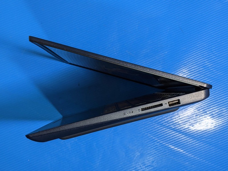 Lenovo IdeaPad 3 14ALC6 14" FHD AMD Ryzen 5 5500U 2.1GHz 12GB 256GB SSD W11H +PA gallery