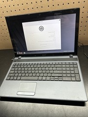 Acer Aspire 5250 Laptop AMD C-50 8GB RAM 320GB HDD Linux Mint – Needs Battery