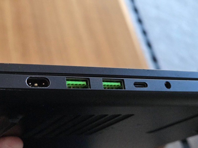 Razer Blade 15.6" (1TB SSD, Intel Core i9 12th Gen., 5.00 GHz, 16GB) Gaming... gallery