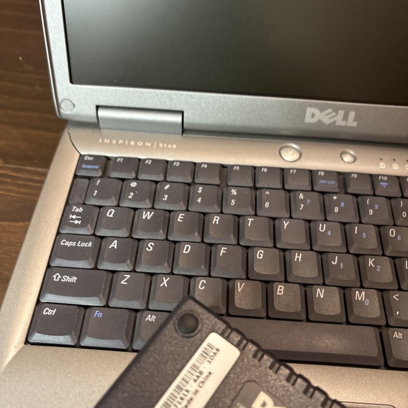 Dell Inspiron 5160 laptop Includes AC Adaptor - For Parts or repair - No start gallery
