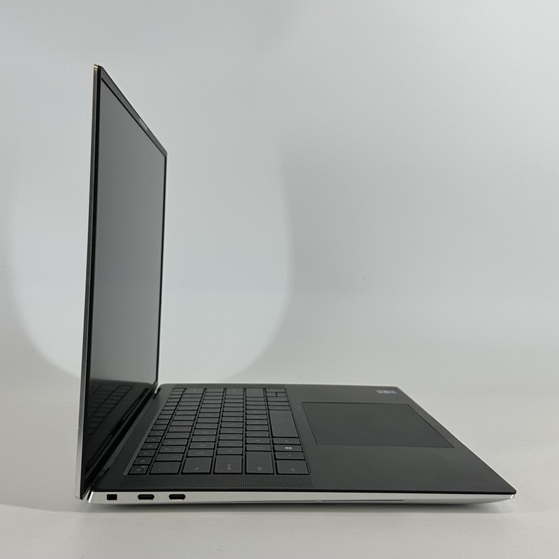 Dell XPS 15 9520 Silver FHD+ 2.5 GHz i9-12900HK 32GB 512GB SSD RTX 3050 Ti gallery