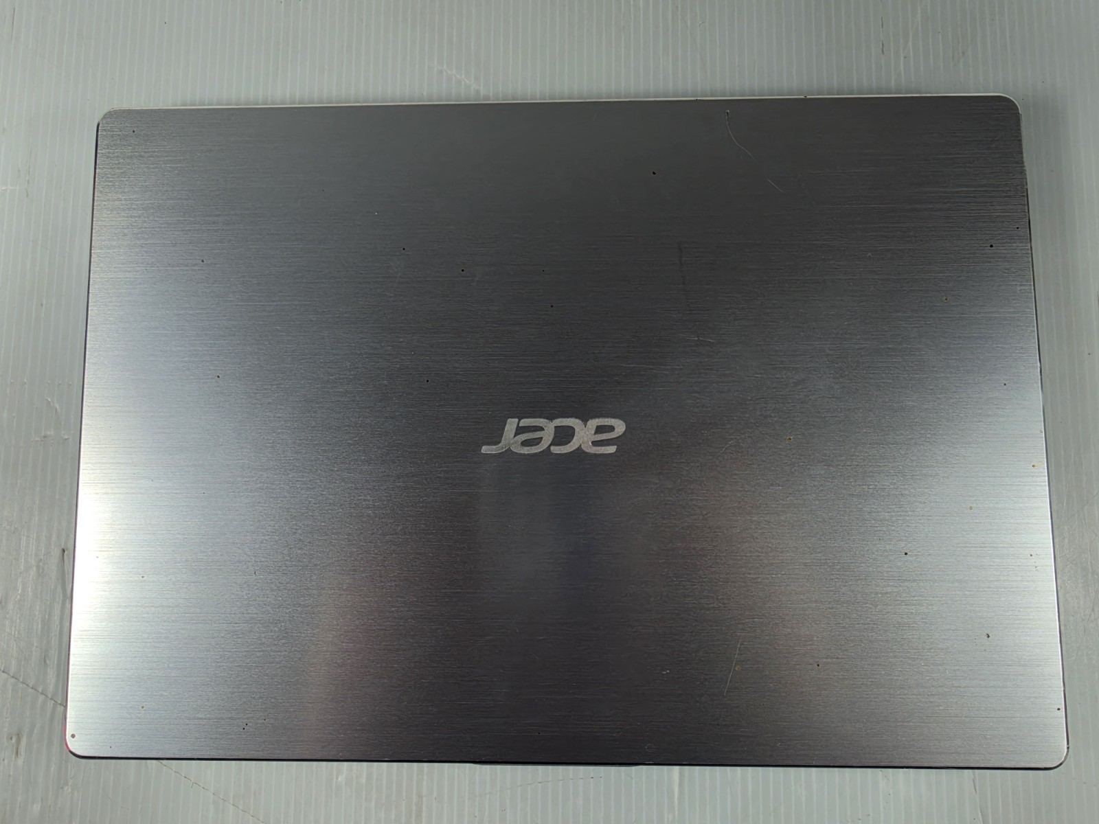 Acer Swift 3 Core i3 4GB RAM 120GB SSD Laptop Windows 11 gallery
