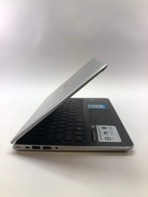 HP Pavilion X360 11.6" Pentium Silver N5000 1.1GHz 4GB RAM 400GB HDD gallery