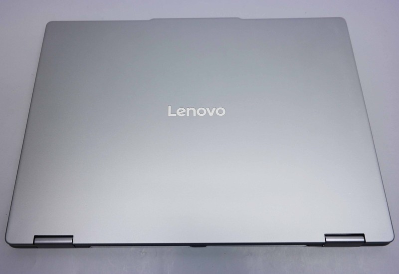 Lenovo Yoga 7 16ILL10 16" Core Ultra 5 226V 16GB 512GB SSD gallery