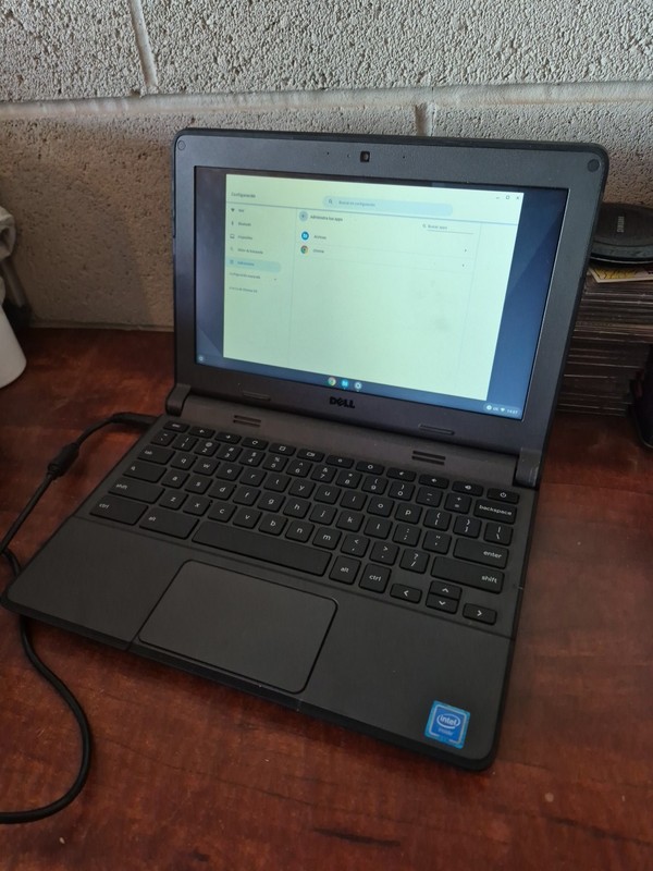 Dell Chromebook 11 P22T 2GB W/Charger B2 gallery