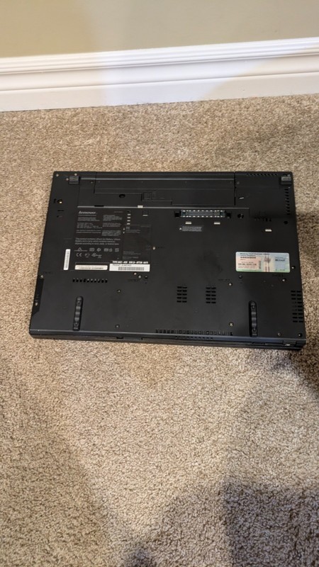 Thinkpad T61 T7500 nvs140m 4gb ram 1680x1050p screen 15inches gallery