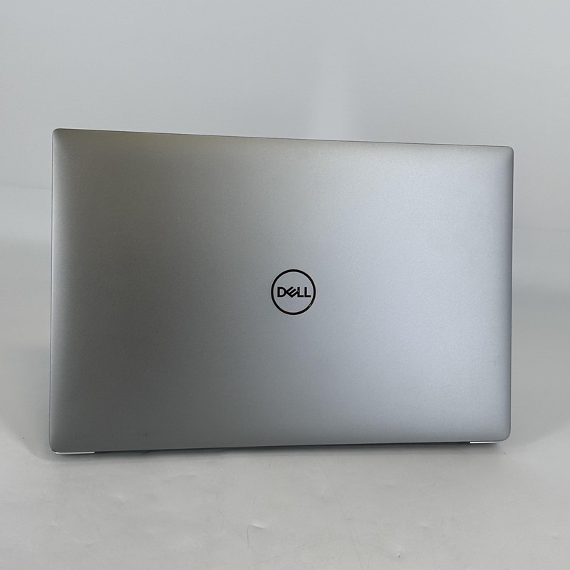 Dell Precision 5540 15 FHD Xeon E-2276M 2.80GHz 64GB 2TB Quadro T2000 LCD BLEED gallery