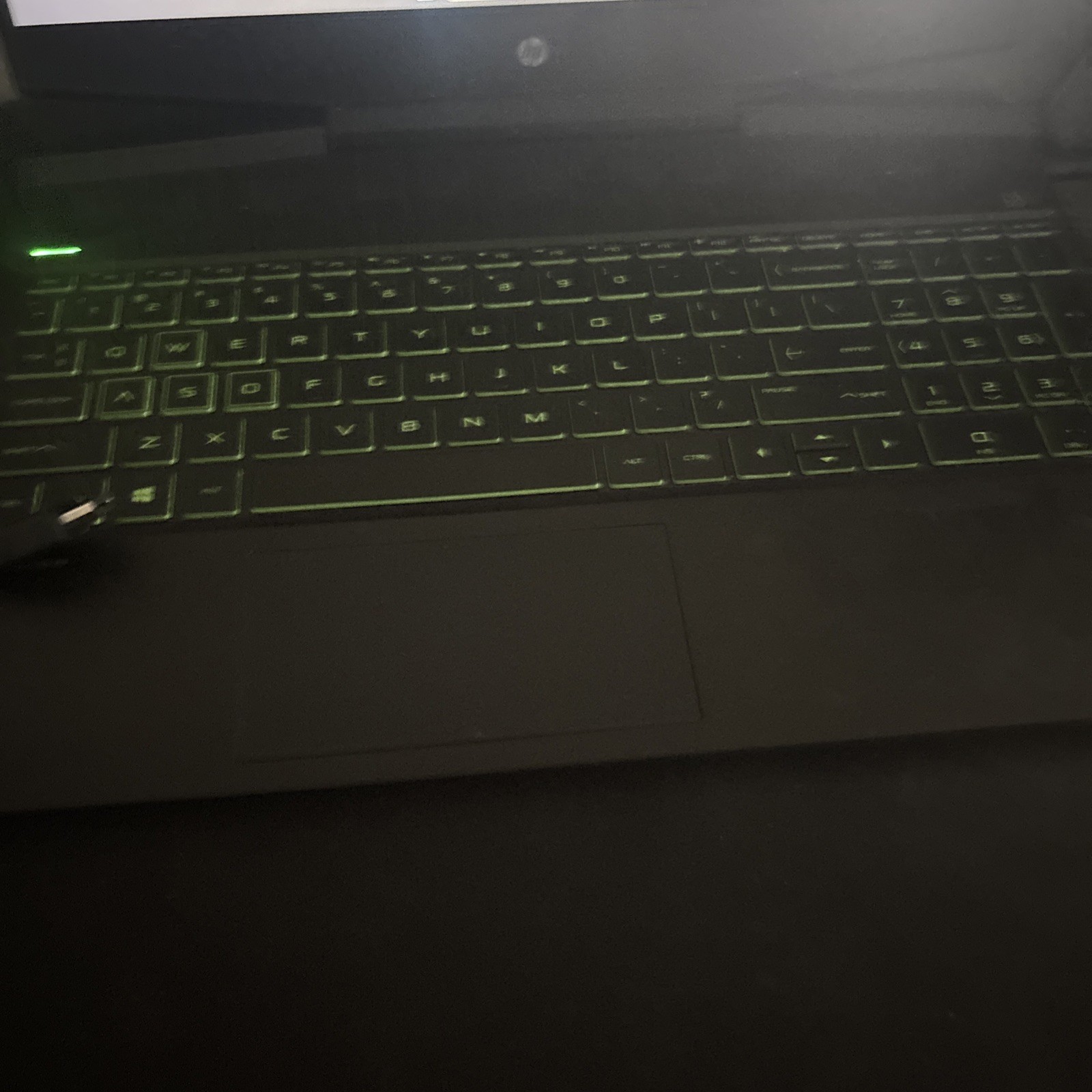 HP Pavilion 16-a0032dx 16" i5 8GB 512GB Black plus 100 hz monitor gallery