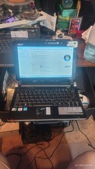 Acer Aspire One KAV60 10″ Netbook White 1.66GHz 220GB HDD Win 7 1gb Ram