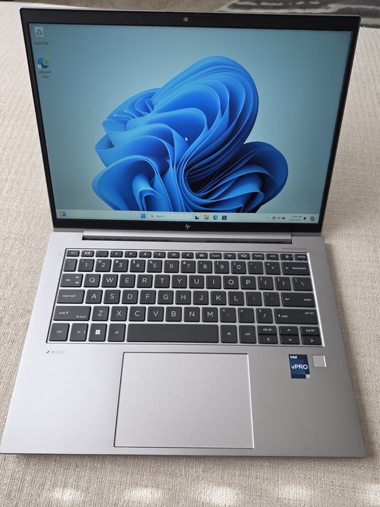 HP ZBook Firefly 14 G10 Touch Core i7-1370P 32GB RAM 512GB SSD Intel 5G Cellular
