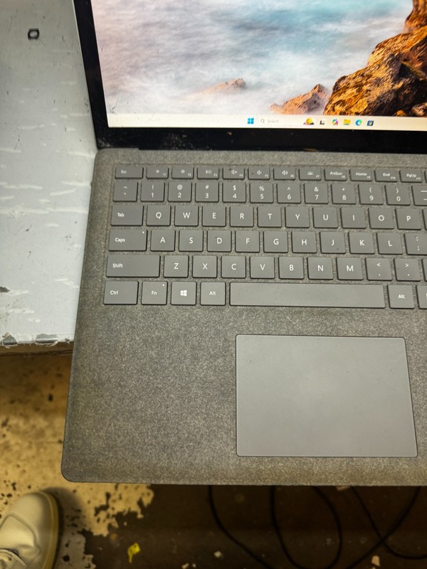 Microsoft Surface Laptop 1769 Core i5-7200U, 8GB RAM, 256GB SSD *READ # 5958 gallery